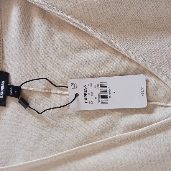 Express long or 3/4 sleeve top - Picture 3 of 3